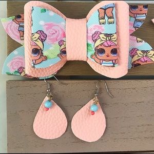 LOL bow with earrings